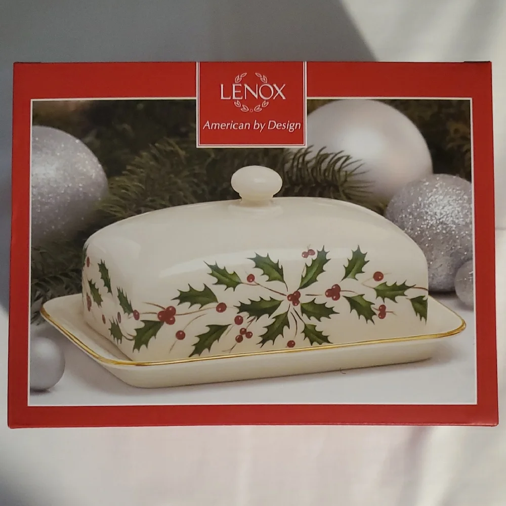 Lenox Festive Holly Covered Butter Dish in White, Green & Red with Gold Trim
